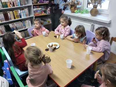 Okładka albumu: Małe Miłe Czwartki - Dzień Babci i Dziadka 2025